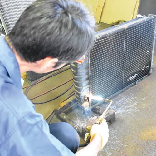 修理こそ本当のエコ！自動車に欠かせない部品ラジエーターの専門店