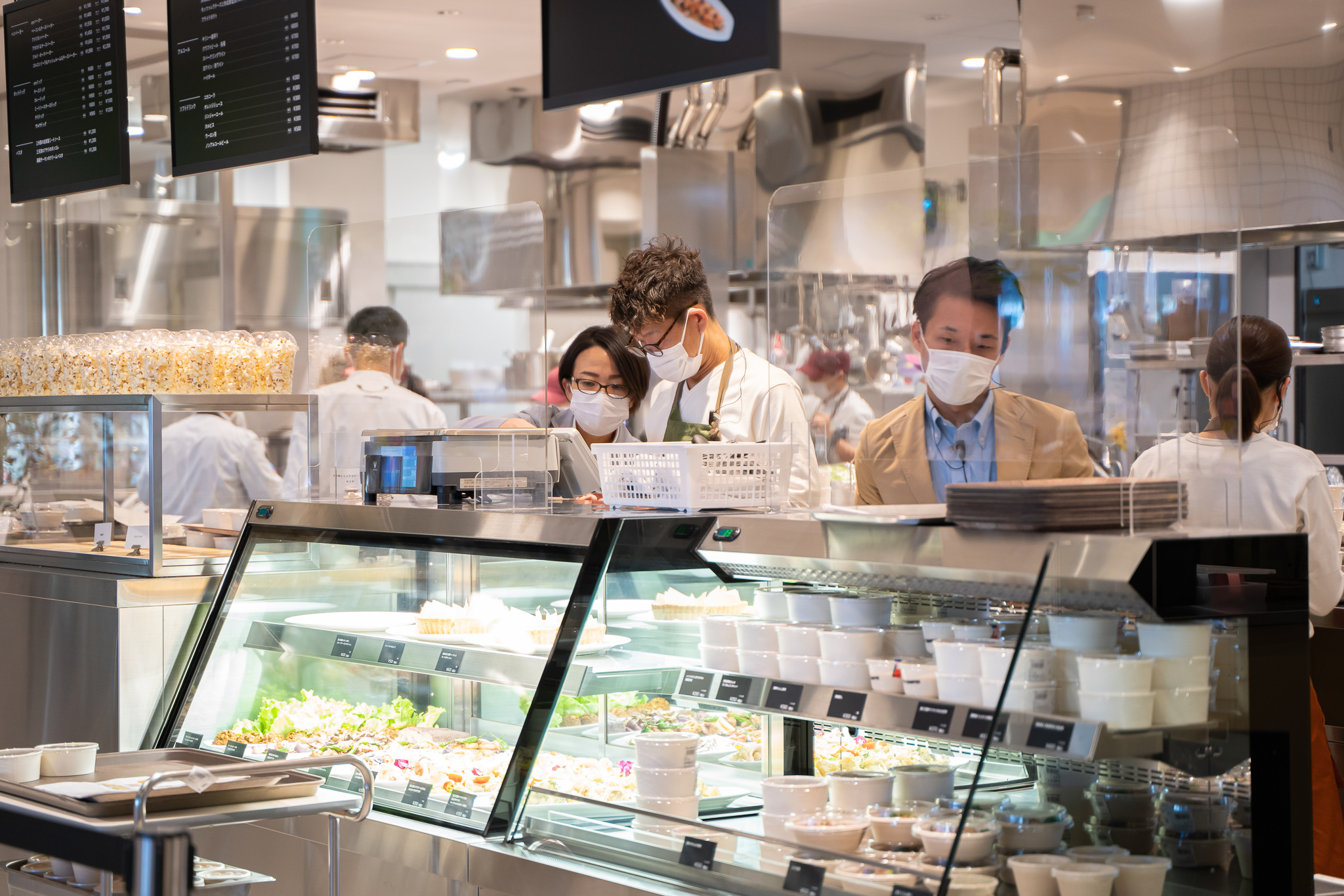 エムキャンパス_フードホール2