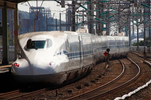 豊橋対談記事_新幹線