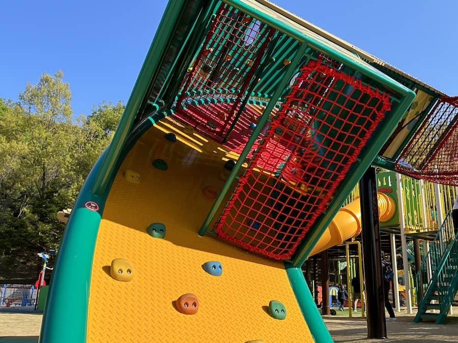 赤塚山公園_ロッククライミング