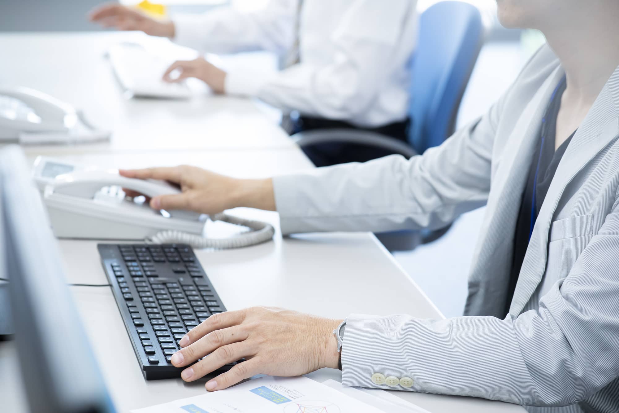 応募_連絡が遅い