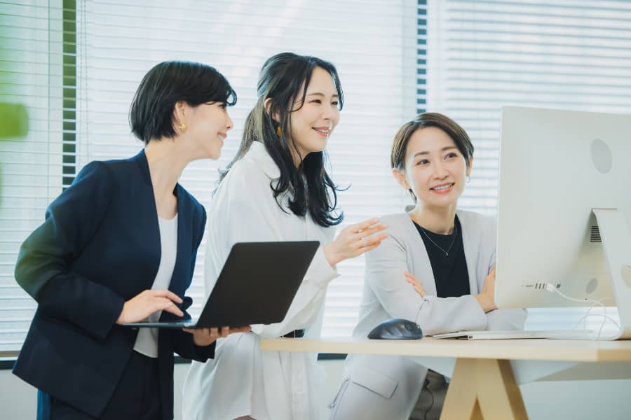 ビジネスウーマン仕事